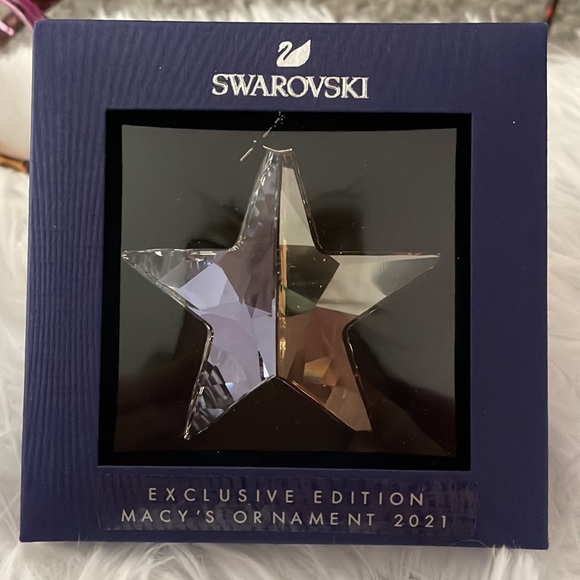 Swarovski Crystal Exclusive Edition Macy’s Ornament 2021 New in Box - Picture 2 of 4